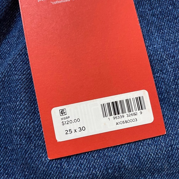 Levi's Red - Premium Denim - Loose Wide Leg Jeans Baggy 25x30 ~NWT - Picture 9 of 12